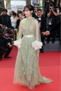 Even more looks from the red carpet in Cannes